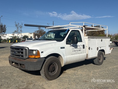 2000 Ford F-350 4x2 Utility Truck