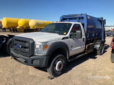 2016 Ford F-550 Ciężarówka do zbiórki odpadów
