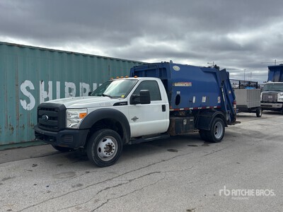 2016 Ford F-550 Waste Collection Truck