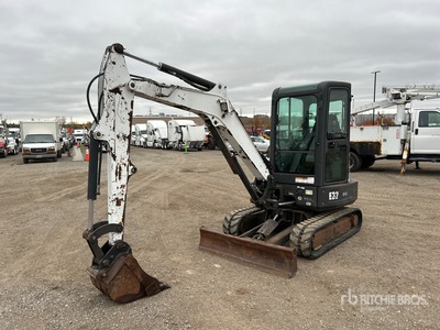 2011 Bobcat E32 Mini Excavator