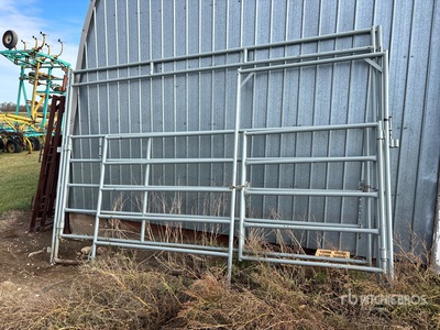 Quantity of (2) Puerta de ganado