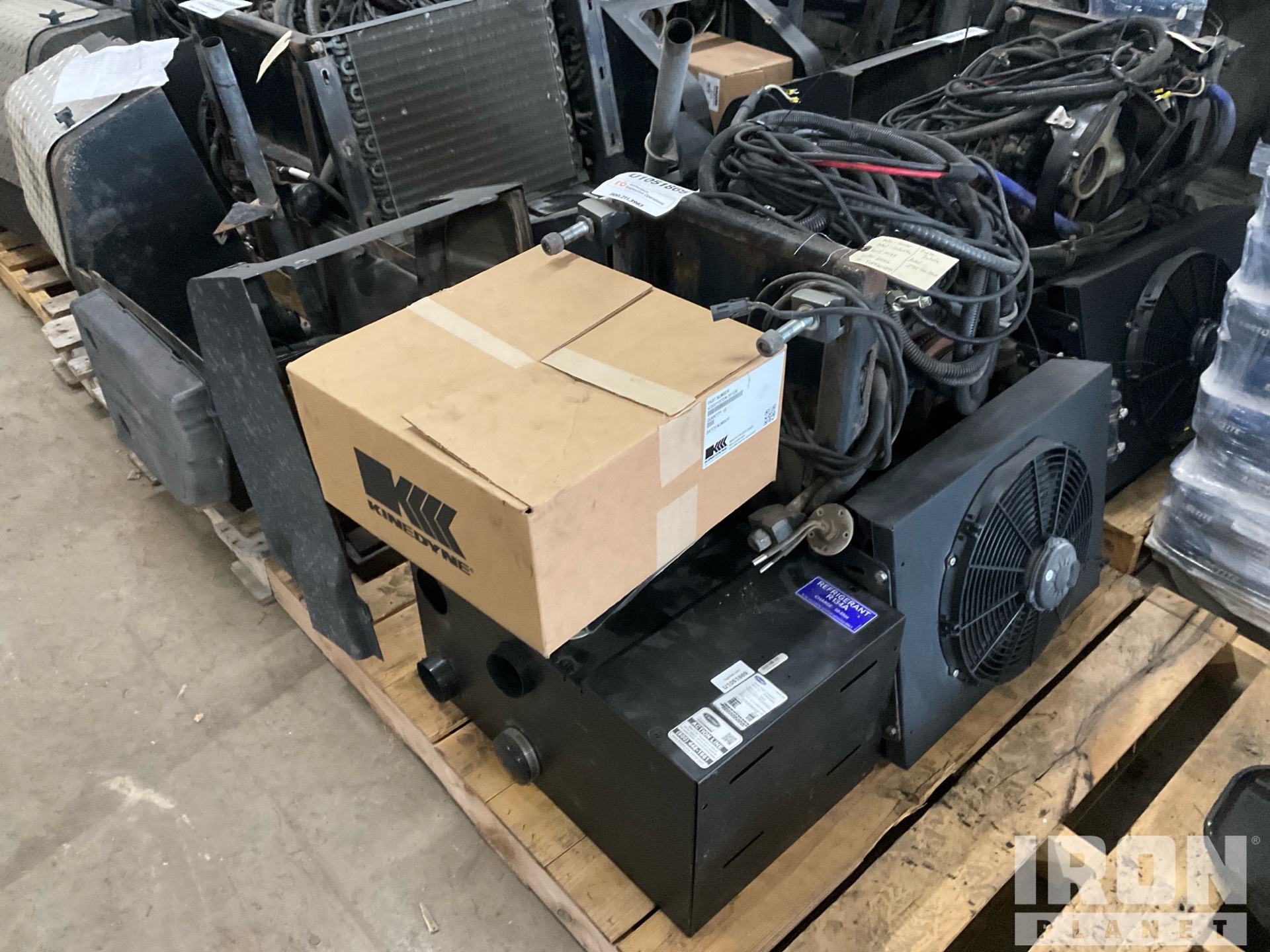 Carrier ComfortPro 6000 watt Hilfsstromeinheit - Fits Truck