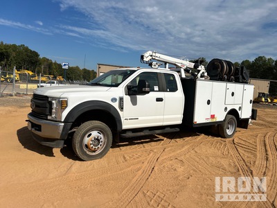 2018 Ford F-550 XL 4x4 Extended Cab Service Truck