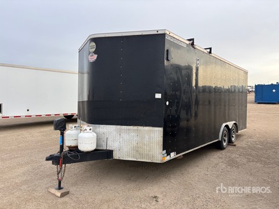 2018 Universal Trailer 20 ft T/A Enclosed Trailer