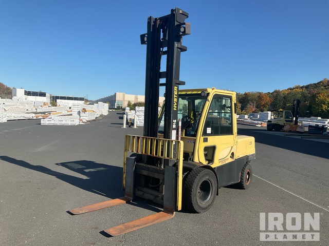 Hyster H120FT 11500 lb Pneumatic Tire Forklift