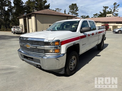 2016 Chevrolet Silverado 2500HD 4x4 Crew Cab Pickup