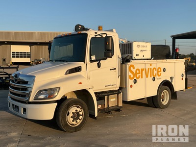 2020 Hino 258 4x2 Service Truck
