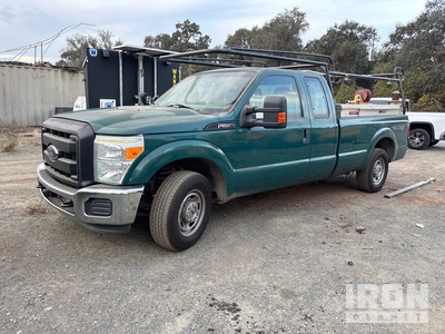 2016 Ford F-250 XL 4x2 Extended Cab Pickup