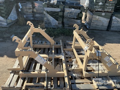 (2) JCB 332/C7176 Mounting Brackets