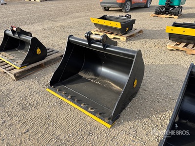 Trojan 50CL 42 in Cleanup Excavator Bucket - Fits 45mm Cat 305, 305.5 Komatsu PC45/50/55, Hyundai R55, Hitachi/Deere 50D/G, Case, New Holland, Kobelco SK50, Bobcat E50/341/337 (Unused)