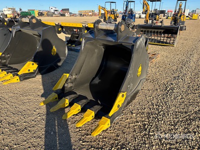 Trojan 200CL 42 in Digging Excavator Bucket - Fits 80mm Cat 320/321/323, Hyundai R210, Komatsu PC200/220, Deere 160/200/225, Kobelco SK210, Case 210/225, Doosan DX225 (Unused)