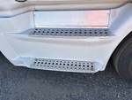 4 Underbody - Truck with 