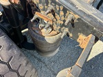 4 Underbody - Truck with 