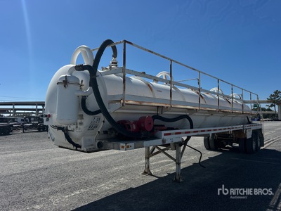 2013 Global Vacuum Systems 130 bbl T/A Vacuum Tanker Trailer