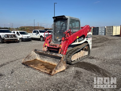 2021 Takeuchi TL12V2 Mini pala cingolata