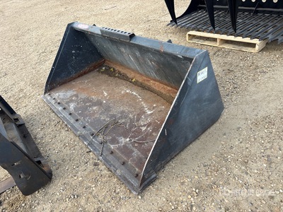 72 in General Purpose Skid Steer Bucket