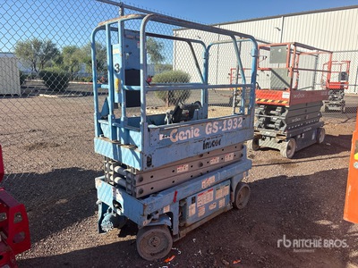 1999 Genie GS1932 Electric Scissor Lift