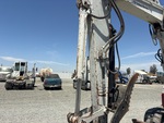 Hydraulics with Bucket Cylinder