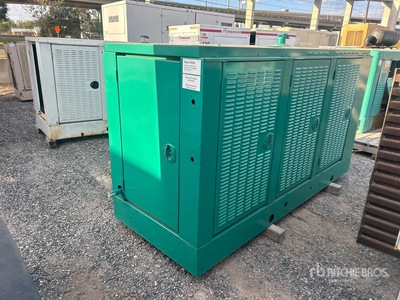Cummins GGHG5567545 85 kW Skid-Mounted Groupe électrogène