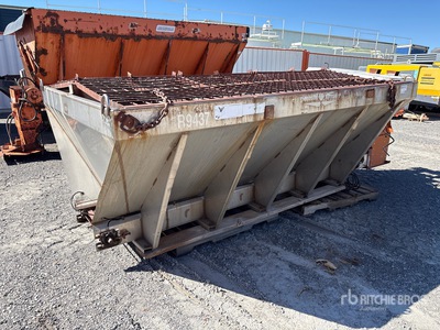 Swenson Salt Spreader - Fits Truck