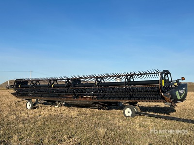 2020 MacDon FD140 40 ft Flex Draper Combine Header