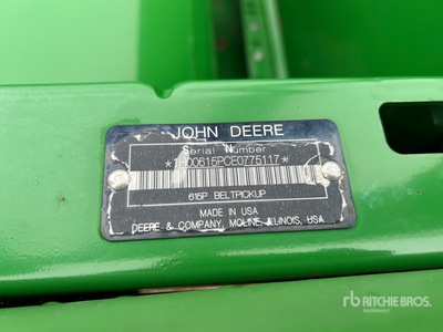 2015 John Deere 615P 15 ft Draper Combine Pickup Header