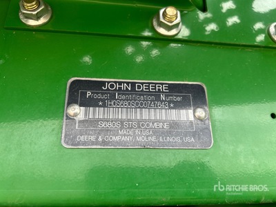 2012 John Deere S680 Combine Harvester