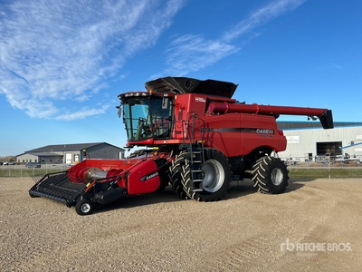 2016 Case IH 8240 Combine Harvester