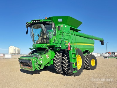 2017 John Deere S680 حصادة مجمعة
