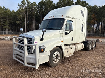 2019 Freightliner Cascadia 125 6x4 T/A Sleeper Truck Tractor