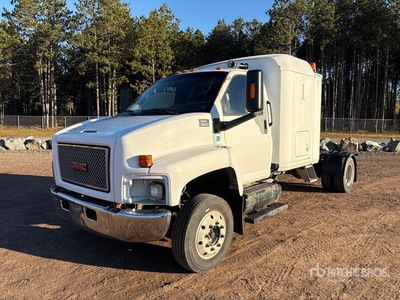 2007 GMC C6500 4x2 Truck