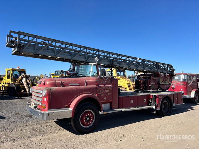 1960 Thibault Custom Fire Truck for Sale in QC