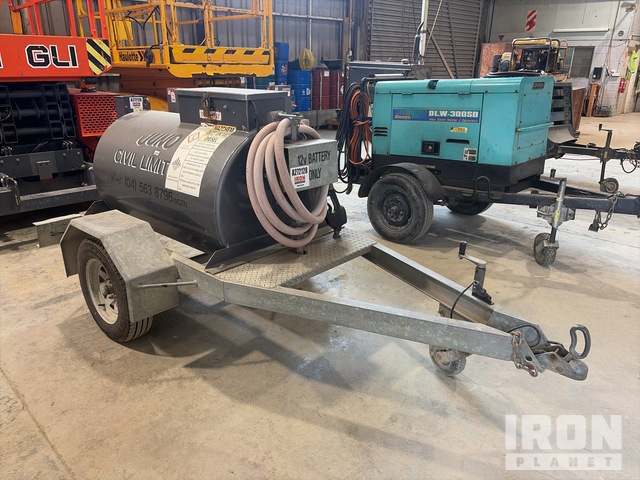 2006 S/A 600 L Fuel Trailer