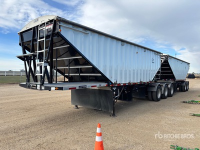 2017 Lode King 28 ft Super B-Train Lead Belly Grain Trailer