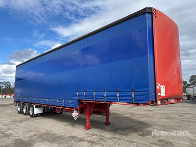 2015 MaxiTrans 13.2 m Tri/A Step Deck Przyczepa burtowa