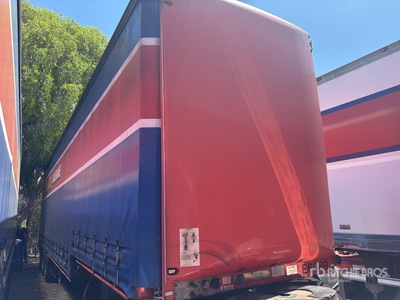 2015 MaxiTrans 13.2 m Tri/A Step Deck Curtain Side Trailer