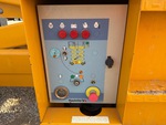Poste de contrôle inférieur de base with