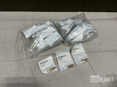 (5,011) Hexagon Head Cap Screws & (700) Headed Straight Pins
