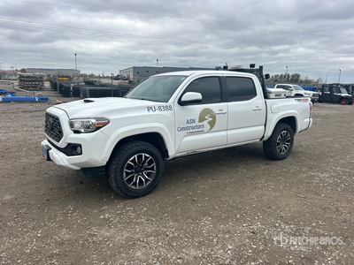 2020 Toyota Tacoma TRD Sport 4x4 Crew Cab Pickup