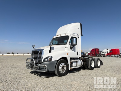 2017 Freightliner Cascadia 6x4 Day Cab Truck Tractor