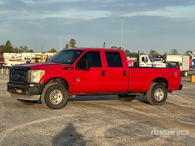 2011 Ford F-250 XL 4x4 Crew Cab Pickup