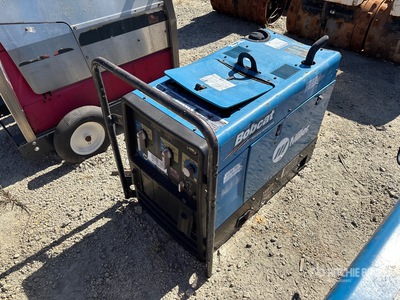 2019 Miller 250 A Skid-Mounted Multi-Process Spawarka napędzana silnikiem