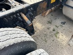 4 Underbody - Truck with 