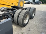 4 Underbody - Truck with 