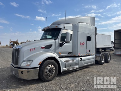 2017 Peterbilt 579 6x4 T/A Sleeper Truck Tractor