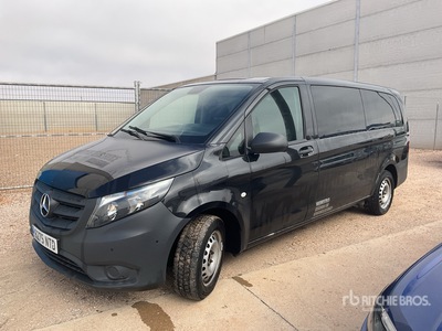 2017 Mercedes-Benz Vito Tourer Cargo Van