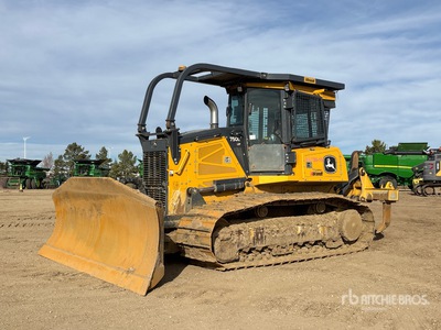 John Deere 750 LGP Spycharka gąsienicowa