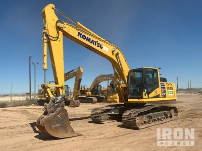 2022 Komatsu PC210LC-11 Tracked Excavator
