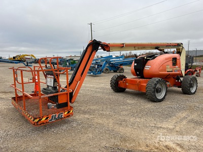 2015 JLG 600AJ 4WD Dual Fuel Piattaforma monobraccio articolata