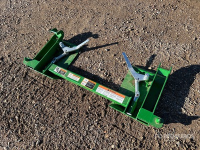Frontier Skid Steer Quick Connect Adapter